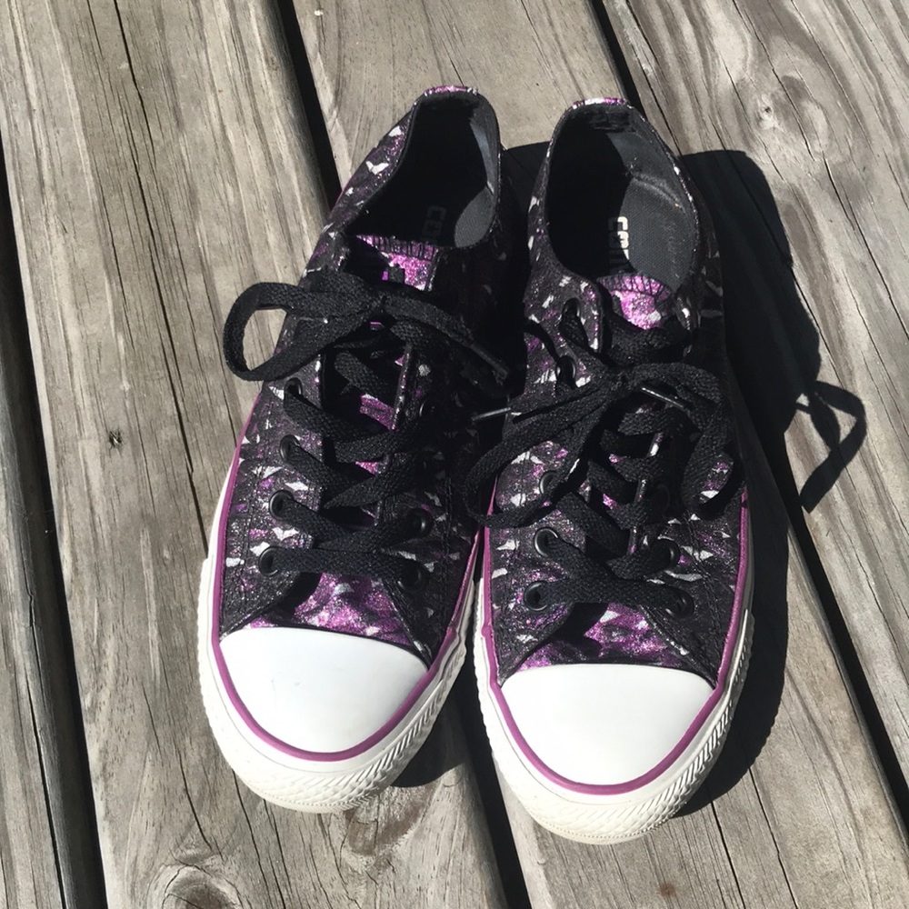 Converse Low Cut Sneakers